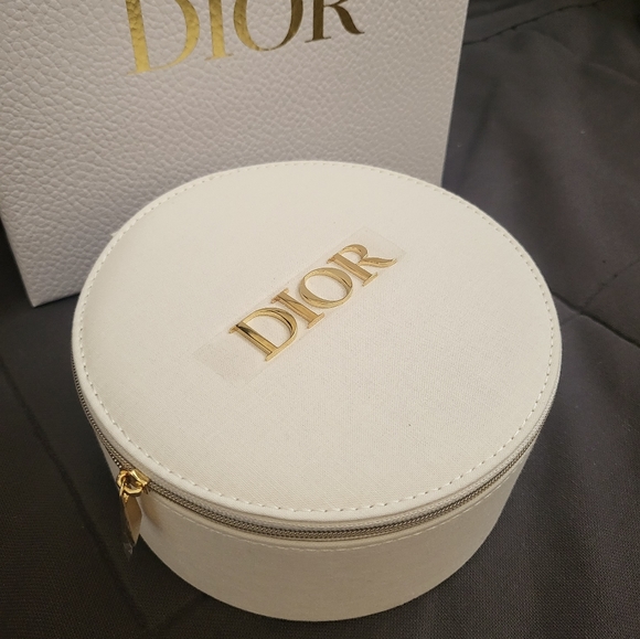 Brand new authentic Dior Vanity/keepsake round box - Picture 1 of 13